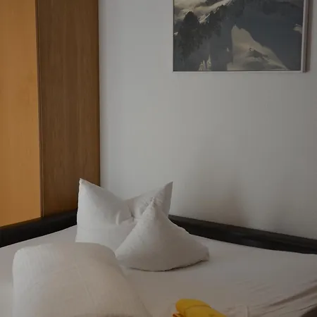 Alpinea Appartements Ischgl Room photo